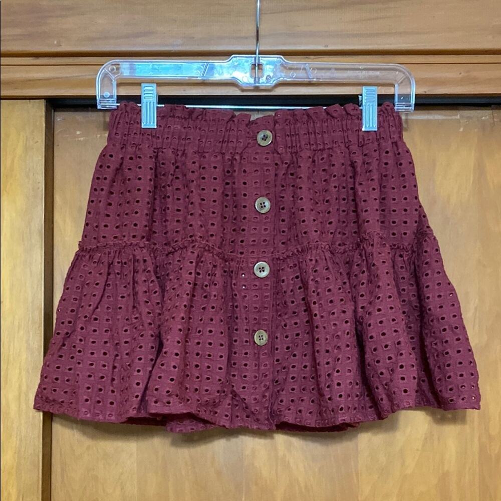 NWT Portola Brick Red Cotton Eyelet Ruffled 14” Mini Skirt Brown Buttons Boho